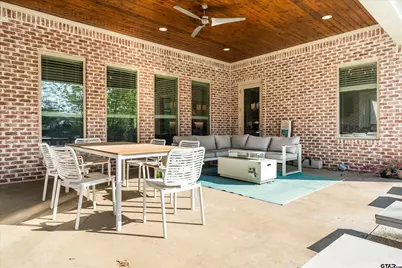 2523 Oak Alley, Tyler, TX 75703 - Photo 34