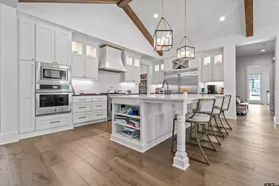 2523 Oak Alley, Tyler, TX 75703 - Photo 8