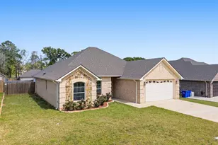 109 Hay Meadow Dr, Winona, TX 75792 - Photo 2