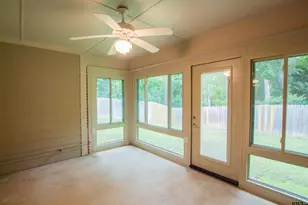 421 W Cumberland Rd, Tyler, TX 75703 - Photo 14