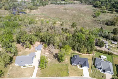 24070 Sun Ridge Rd, Lindale, TX 75771 - Photo 12