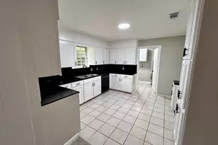 1106 Annette Dr, Longview, TX 75604 - Photo 10