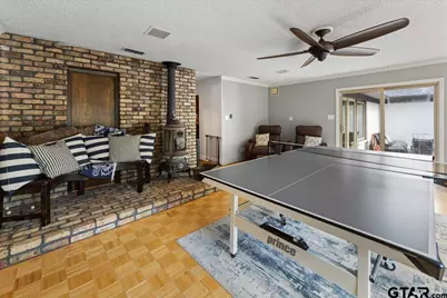 2002 W Lake Dr, Gladewater, TX 75647 - Photo 34