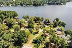 2002 W Lake Dr, Gladewater, TX 75647 - Photo 46