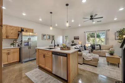 13366 Garden Lake Rd, Tyler, TX 75703 - Photo 8