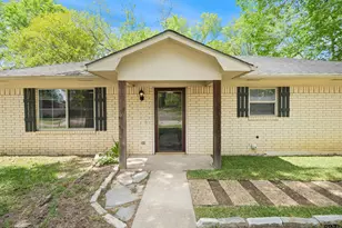303 Shady Ln, Whitehouse, TX 75791 - Photo 2
