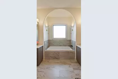 20964 Patriot Circle, Tyler, TX 75703 - Photo 32