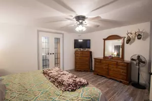 2761 Oak Trail Shores Dr, Chandler, TX 75758 - Photo 20