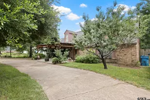 504 E 3rd, Mt Pleasant, TX 75455 - Photo 2
