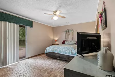 504 E 3rd, Mt Pleasant, TX 75455 - Photo 12