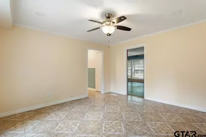 1114 W Camellia St, Tyler, TX 75701 - Photo 14