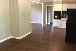 2725 Brentwood Dr, Tyler, TX 75701 - Photo 12