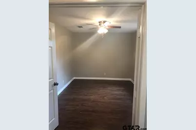 2725 Brentwood Dr, Tyler, TX 75701 - Photo 8