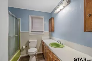 1419 N Sycamore St, Palestine, TX 75801 - Photo 20