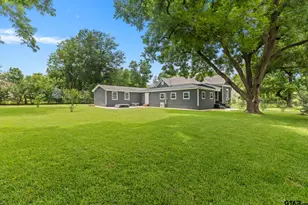 1419 N Sycamore St, Palestine, TX 75801 - Photo 1