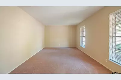 311 Savannah Dr, Tyler, TX 75703 - Photo 8