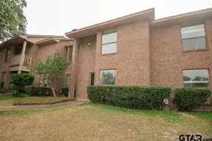 5811 Hollytree, Tyler, TX 75703 - Photo 2