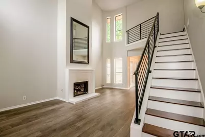 5811 Hollytree, Tyler, TX 75703 - Photo 4