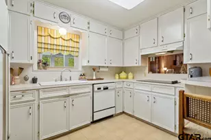 105 N Pope St, Overton, TX 75684 - Photo 8