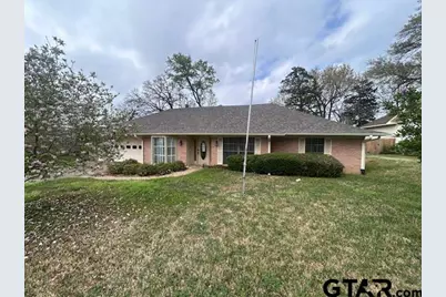 1608 Yosemite Dr, Tyler, TX 75703 - Photo 1