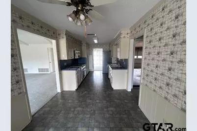 1608 Yosemite Dr, Tyler, TX 75703 - Photo 4