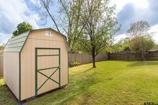 1025 Clyde Dr, Tyler, TX 75701 - Photo 42