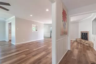 1025 Clyde Dr, Tyler, TX 75701 - Photo 4