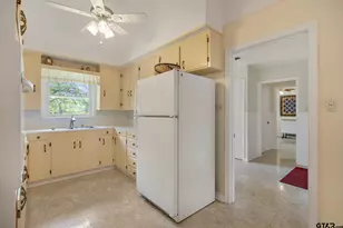 2005 Sterling Dr, Tyler, TX 75701 - Photo 10