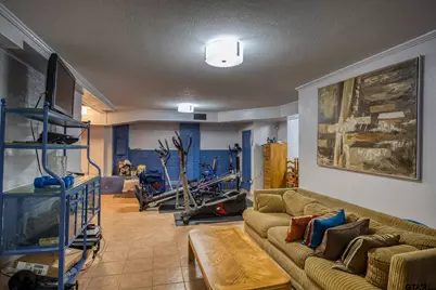 21 Rambling Rd, Palestine, TX 75801 - Photo 32