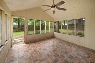 711 S Prairieville St, Athens, TX 75751 - Photo 22