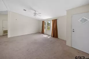 21133 Joe Paul, Chandler, TX 75758 - Photo 4