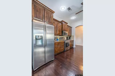 9246 Stonebank Xing, Tyler, TX 75703 - Photo 14