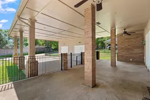 326 E Main St, Henderson, TX 75652 - Photo 28