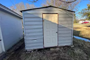 108 N Church St, Troup, TX 75789 - Photo 24