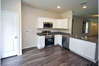 200 Blue Bird Lane, Mineola, TX 75773 - Photo 10