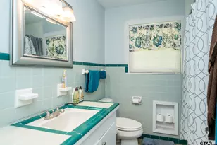 1810 W Main St, Henderson, TX 75652 - Photo 14