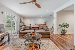 134 Park Dr, Longview, TX 75601 - Photo 10