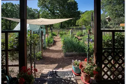 5051 Sunbird Dr, Chandler, TX 75758 - Photo 22