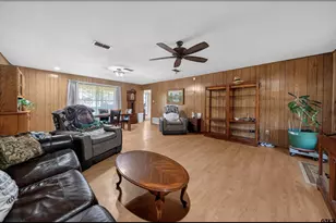 1009 Caprice Dr, Grand Saline, TX 75140 - Photo 6