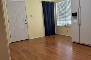 3045 Monroe St, Commerce, TX 75428 - Photo 6