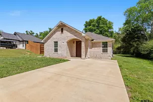 317 Brentwood Dr, Bullard, TX 75757 - Photo 2