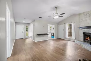 15421 Brittain Ct, Lindale, TX 75771 - Photo 8