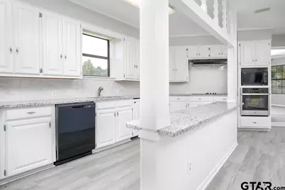 17928 Lakeview, Troup, TX 75789 - Photo 2