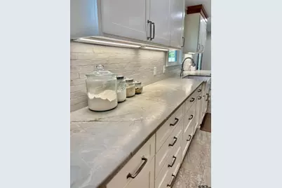 516 Dartmouth Dr., Tyler, TX 75701 - Photo 2
