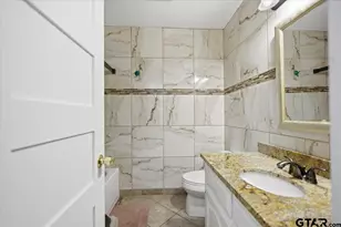 303 Linda Ln, Lindale, TX 75771 - Photo 32