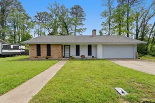 801 Sunset Dr, Overton, TX 75684 - Photo 2
