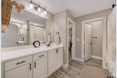 16030 Crossing Circle, Lindale, TX 75771 - Photo 14