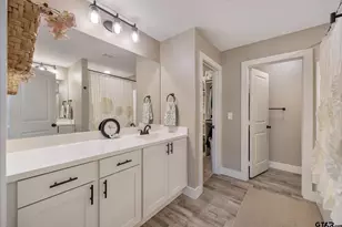 16030 Crossing Cir, Lindale, TX 75771 - Photo 14