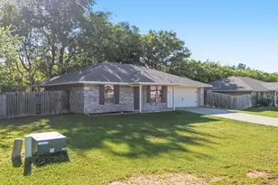 208 Shelley, Lindale, TX 75771 - Photo 2