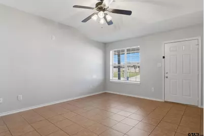 208 Shelley, Lindale, TX 75771 - Photo 10